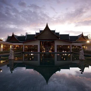 4* Курортный комплекс Andaman Princess &
